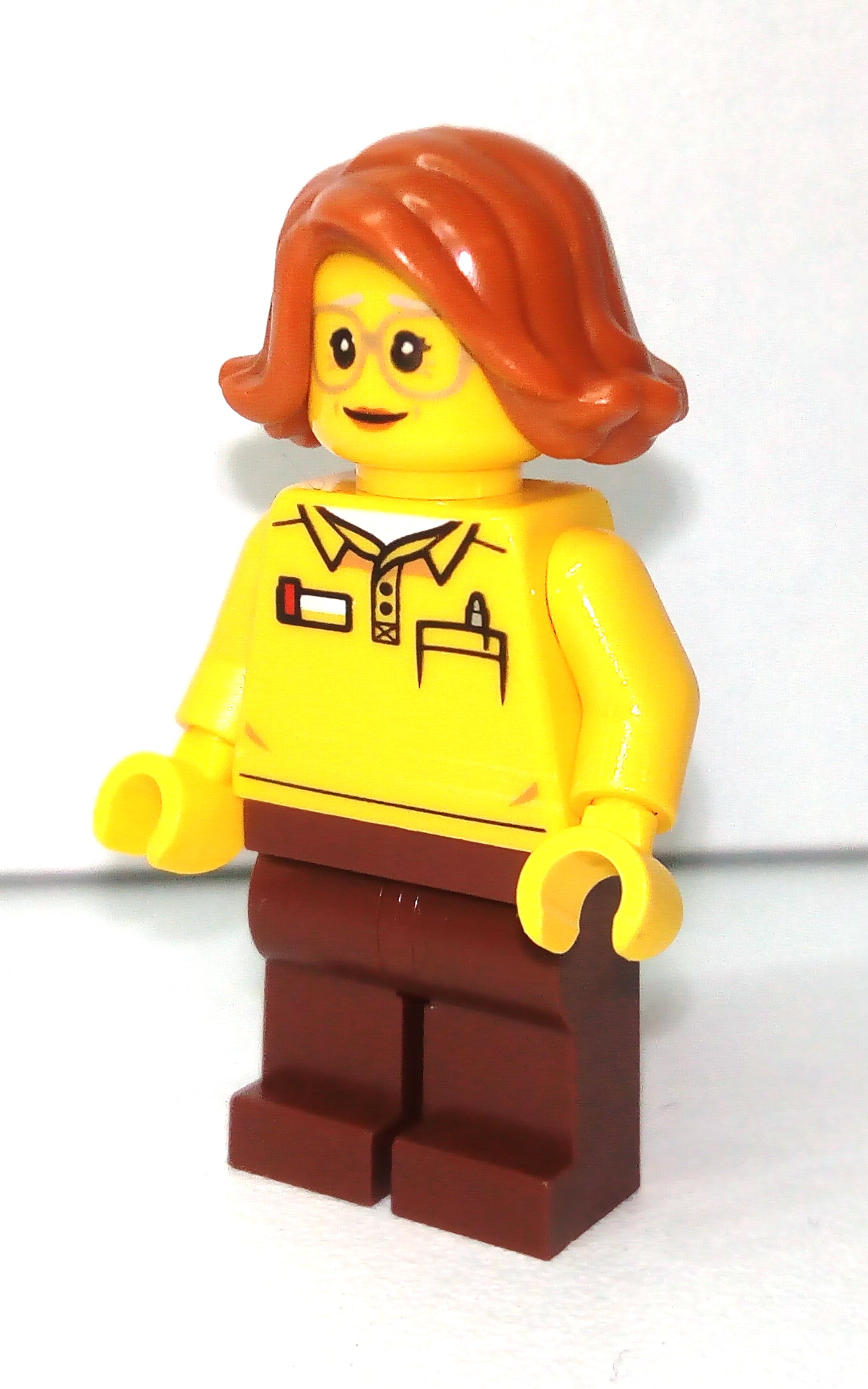 fig-000001 – Toy Store Employee