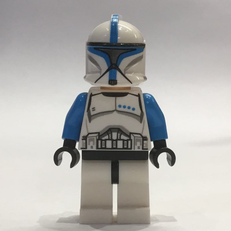fig-000056 – Clone Trooper Lieutenant, Dark Azure Markings, Plain Legs