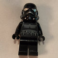 fig-000163 – Imperial Shadow Trooper, Short Line on Back, Black, Plain Legs