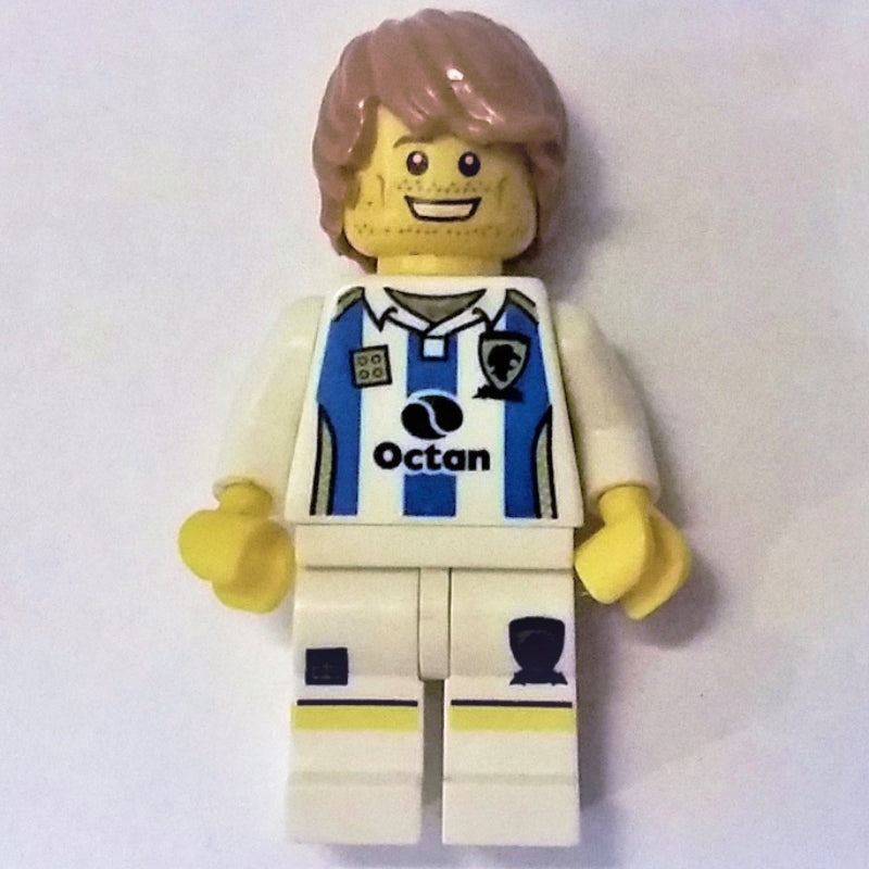 fig-000176 – Soccer Player