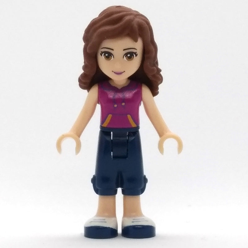 fig-000188 – Olivia - Magenta Top, Dark Blue Shorts