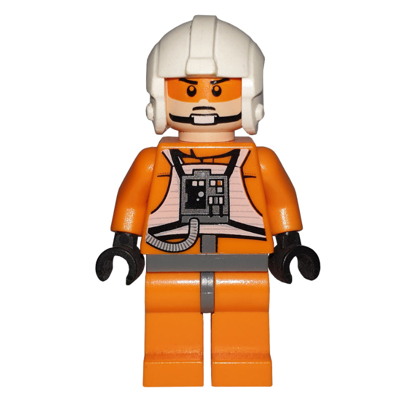 fig-000235 – Zev Senesca with Plain Helmet