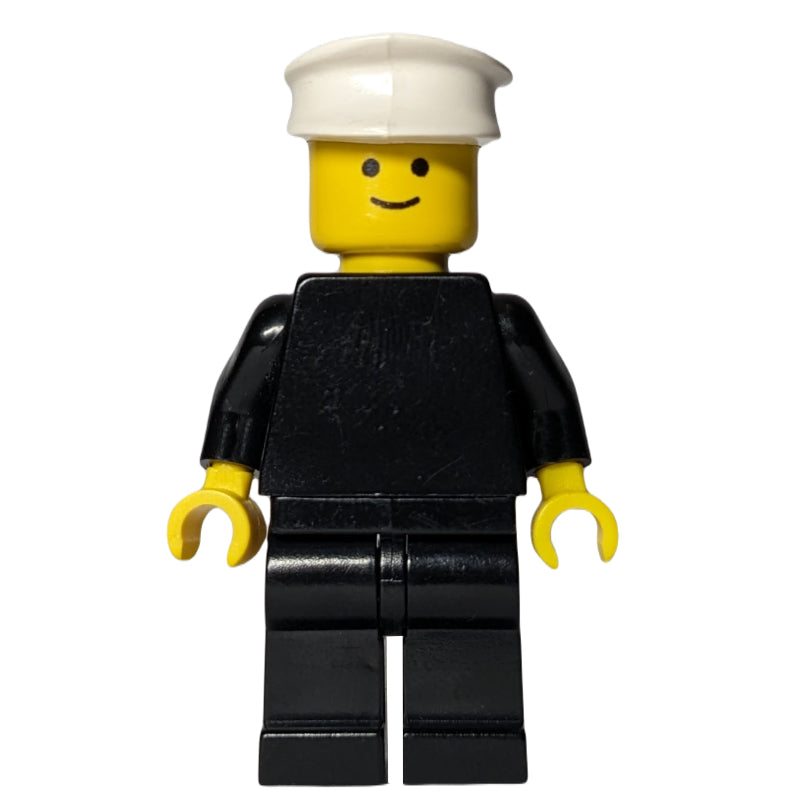 fig-000534 – Black Torso, Black Legs, White Hat
