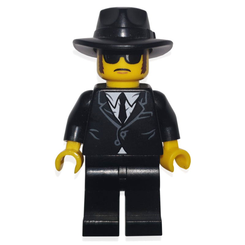 fig-000536 – Saxophone Player