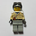 fig-000539 – Baron Von Barron (Pilot) with Light Gray Hat