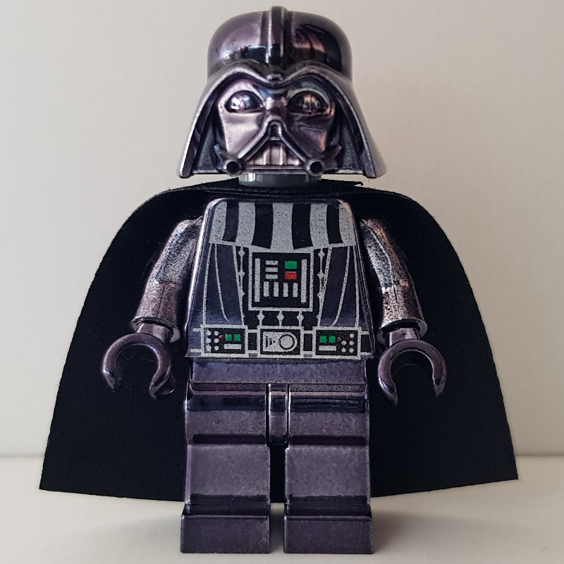 fig-000581 – Darth Vader, Chrome Black