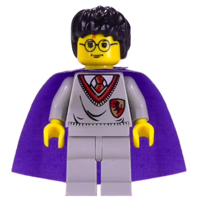 fig-000595 – Harry Potter, Yellow Skin, Gryffindor Sweater with Crest, Violet Cape