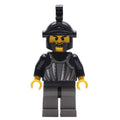 fig-000646 – Knight (Fright Knights) - Black Helmet, no Plume