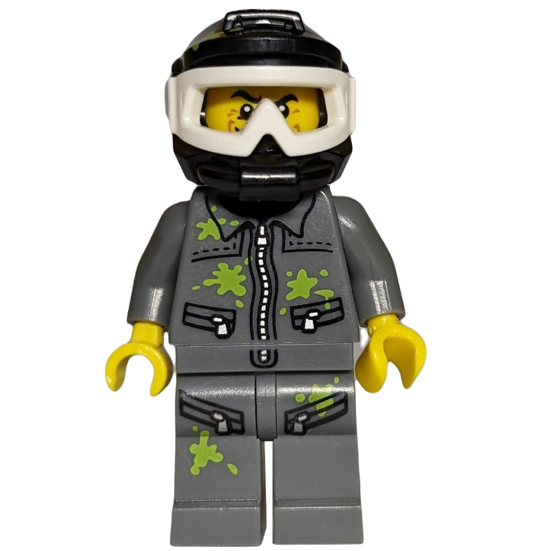 fig-000694 – Paintball Player