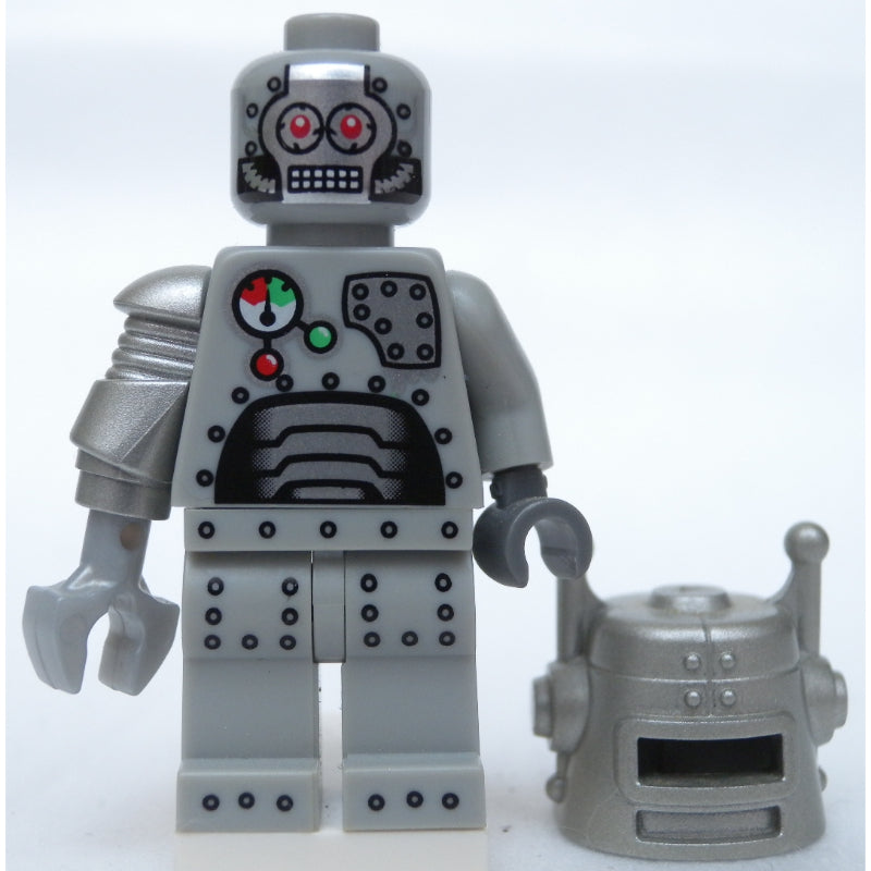 fig-000695 – Robot (CMF)