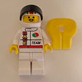 fig-000757 – Octan Racer
