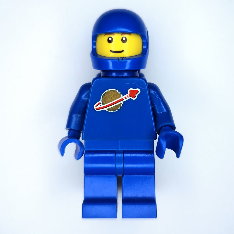 fig-000855 – Classic Spaceman, Blue with Airtanks, Brown Eyebrows (2446 Helmet)