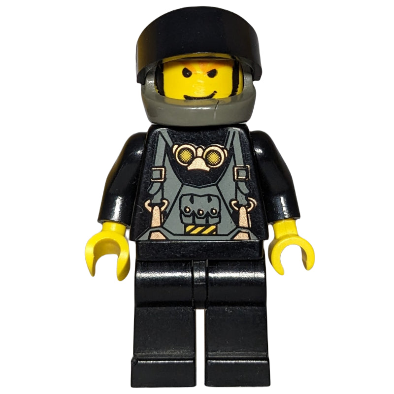 fig-000856 – Boat Driver