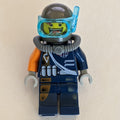 fig-000985 – Flex with Trans-Dark Blue Diving Mask