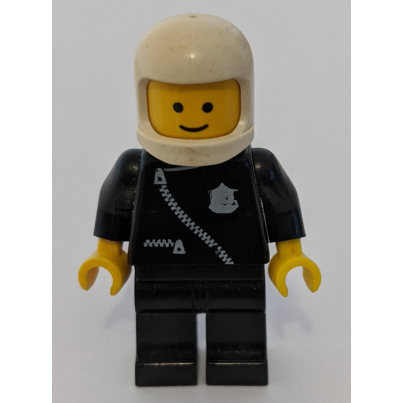 fig-001134 – Policeman, Black Jacket with Zipper and Badge, White Helmet (3842b Helmet)