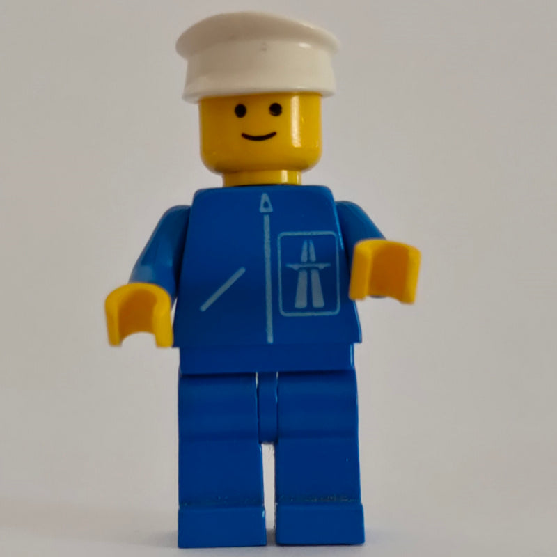 fig-001167 – Man, Blue Jacket with Highway Logo, Blue Legs, White Hat