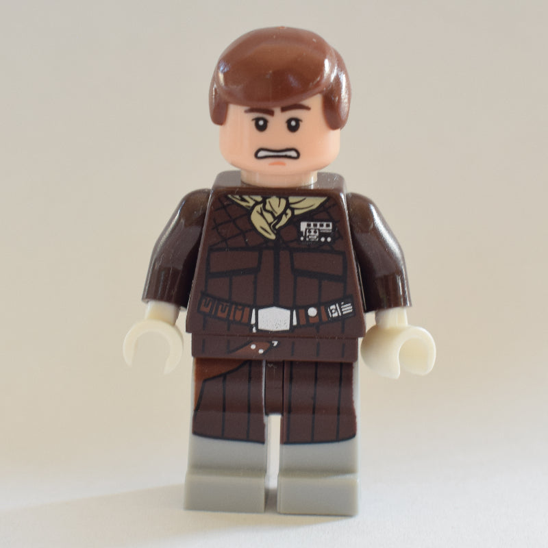 fig-001199 – Han Solo, Hoth Outfit, Dark Brown Jacket with Tan Neckerchief