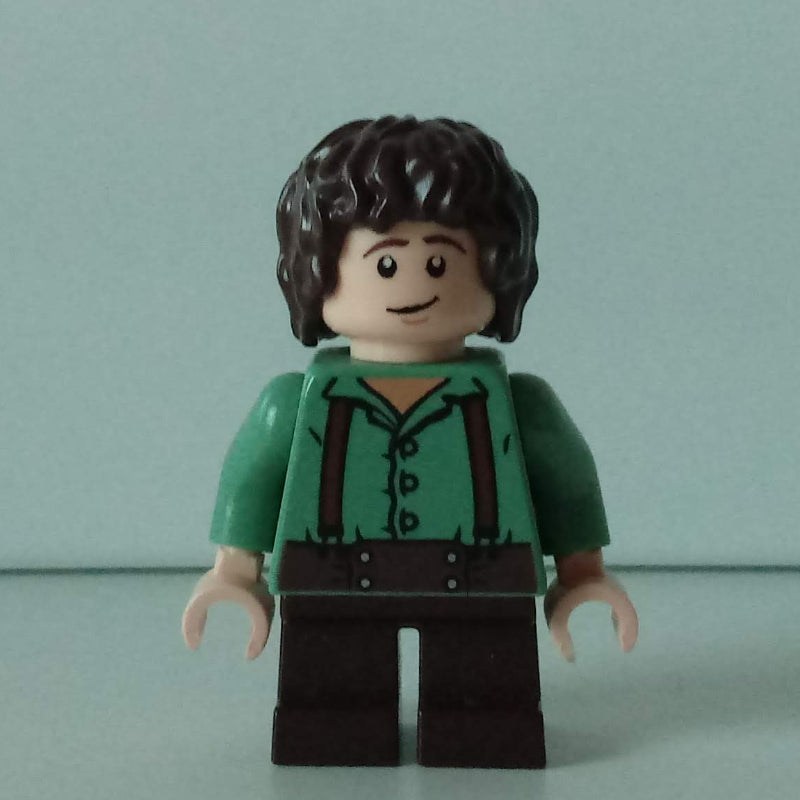 fig-001360 – Frodo Baggins - Sand Green Torso