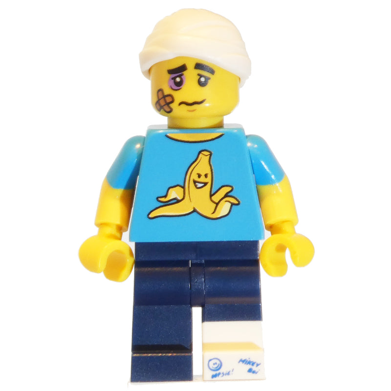 fig-001460 – Clumsy Guy