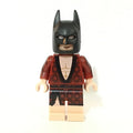 fig-001508 – Batman, Dark Red Robe (CMF)