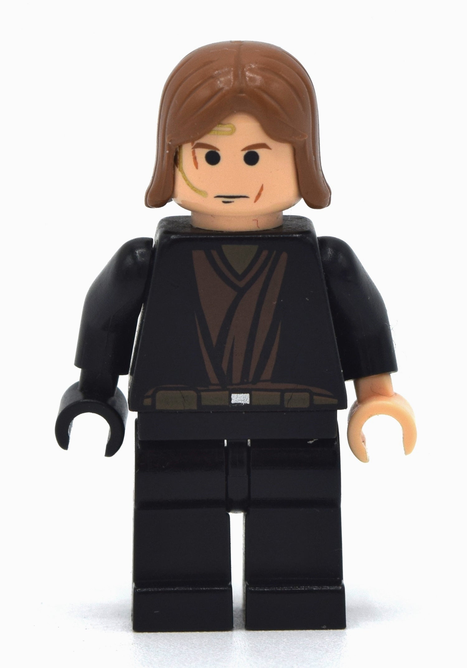 fig-001516 – Anakin Skywalker, Black Robe, Black Eyes