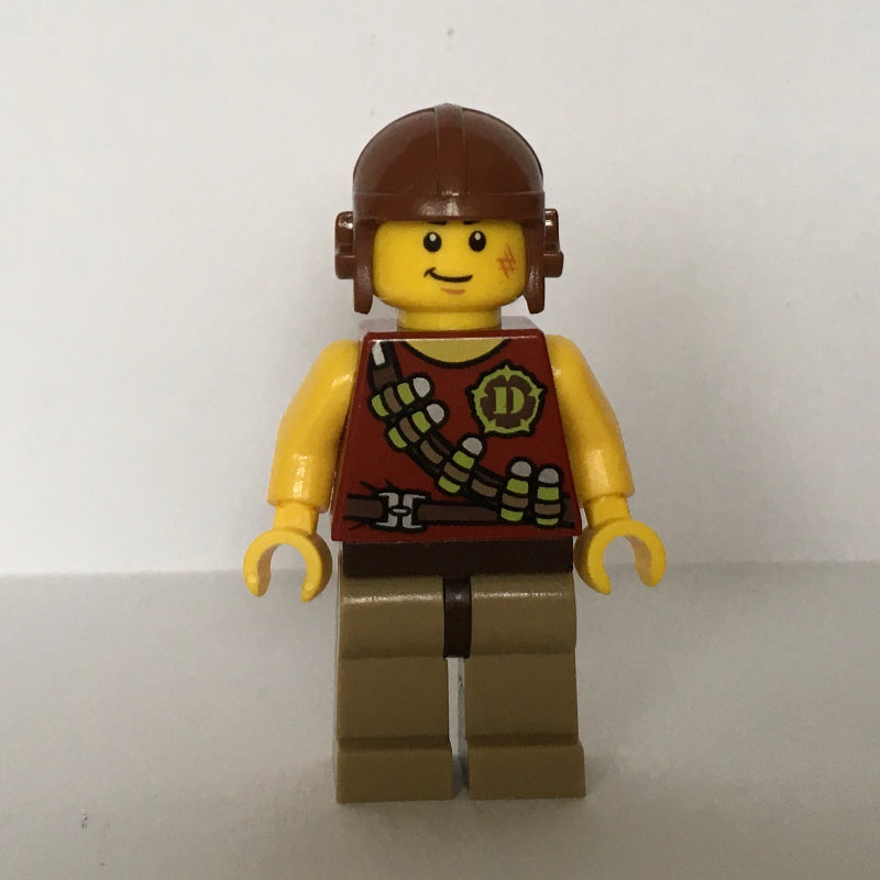 fig-001525 – Hero with Ammo Belt