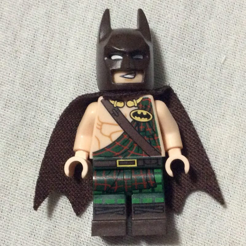 fig-001563 – Batman, Tartan Outfit