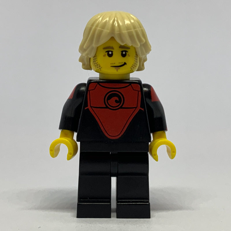 fig-001610 – Pro Surfer