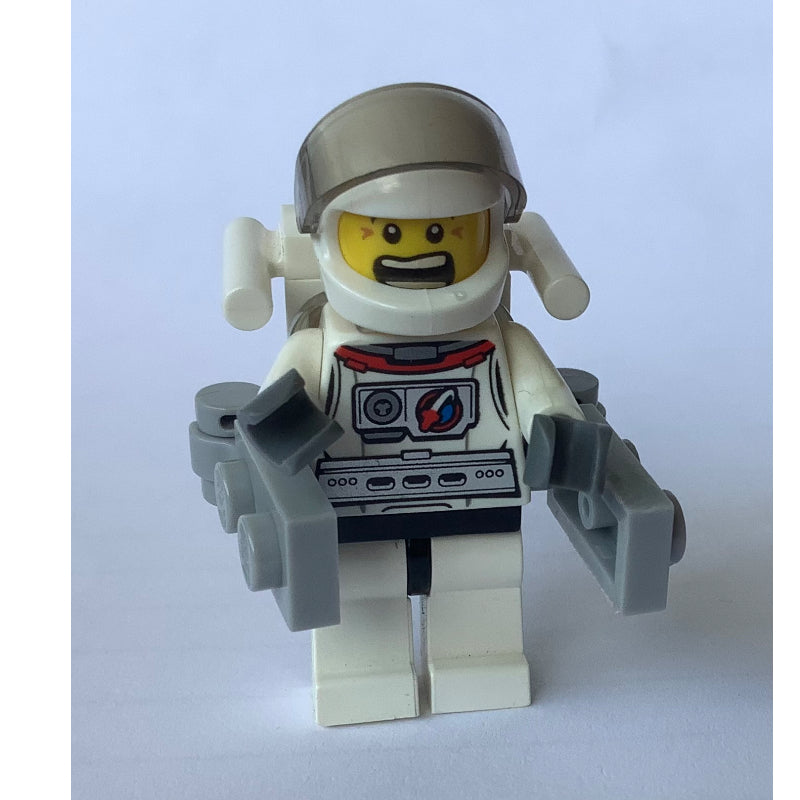 fig-001618 – Astronaut - White Torso and Legs, Backpack
