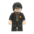 fig-001821 – Harry Potter, Long Open Gryffindor Robe (CMF)