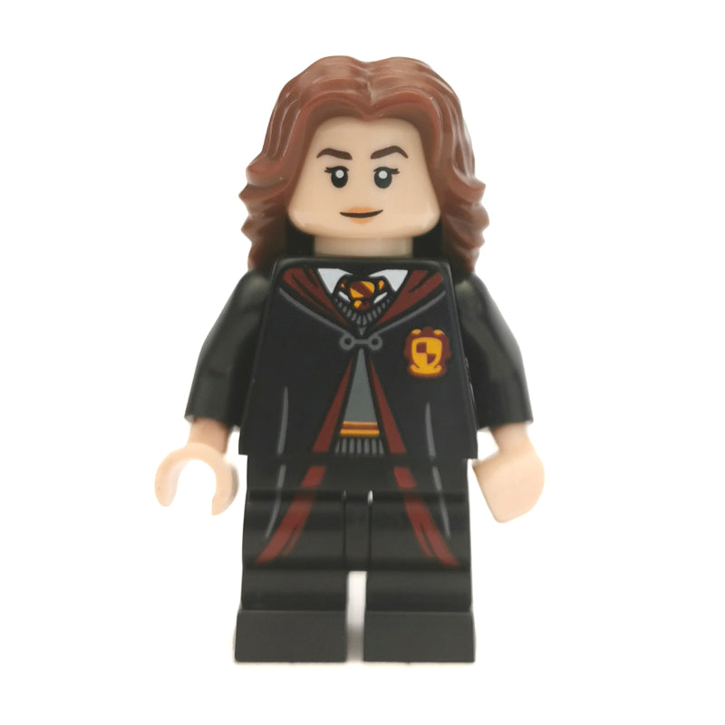 fig-001822 – Hermione Granger, Gryffindor Robe with Crest (CMF)