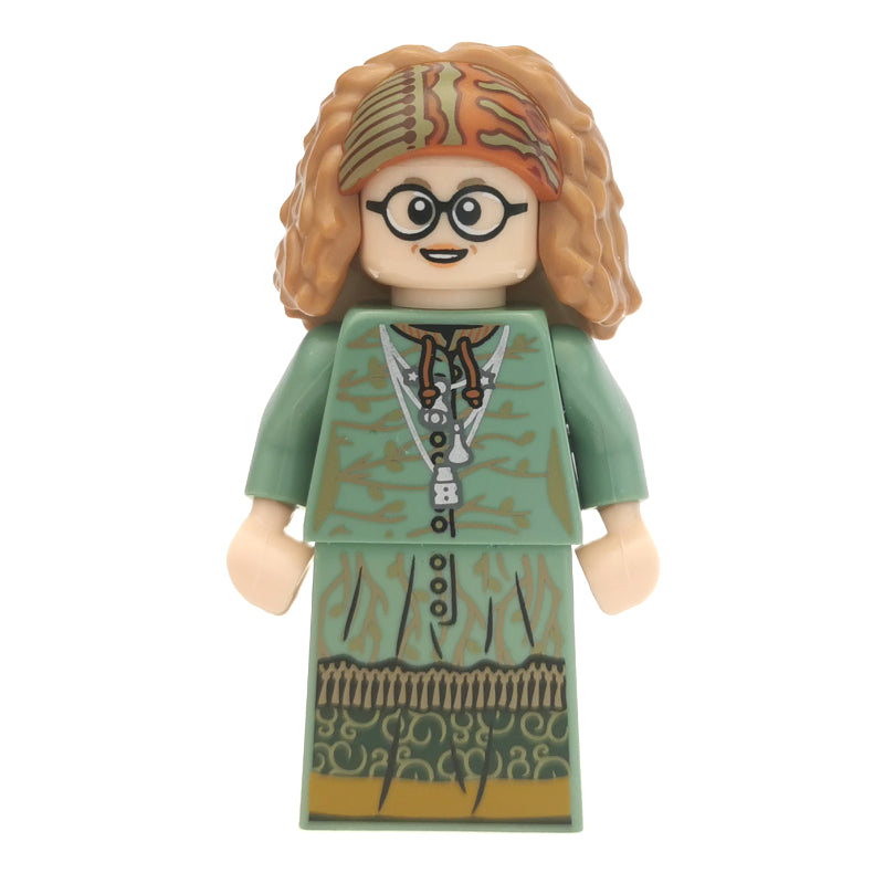 fig-001831 – Professor Sybill Trelawney, Sand Green Robe (CMF)