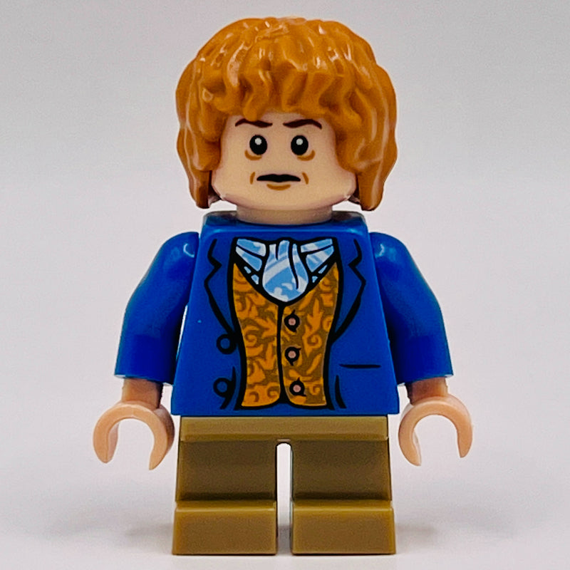 fig-002067 – Bilbo Baggins, Blue Coat