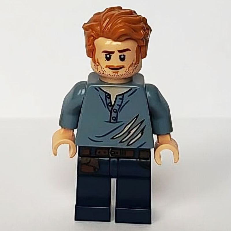 fig-002134 – Owen Grady with Clawed Shirt