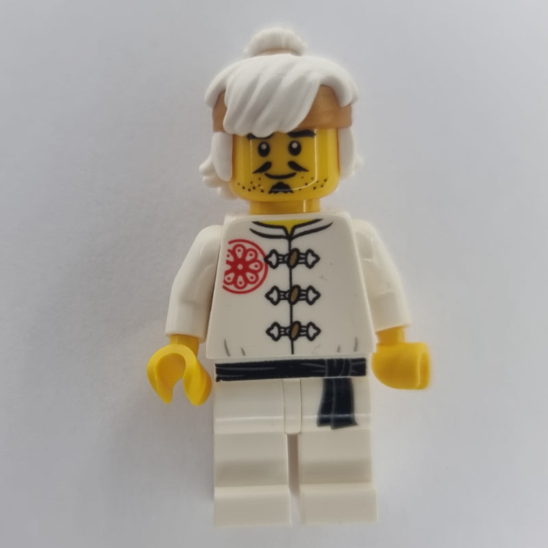 fig-002135 – Teen Wu in White Training Gi