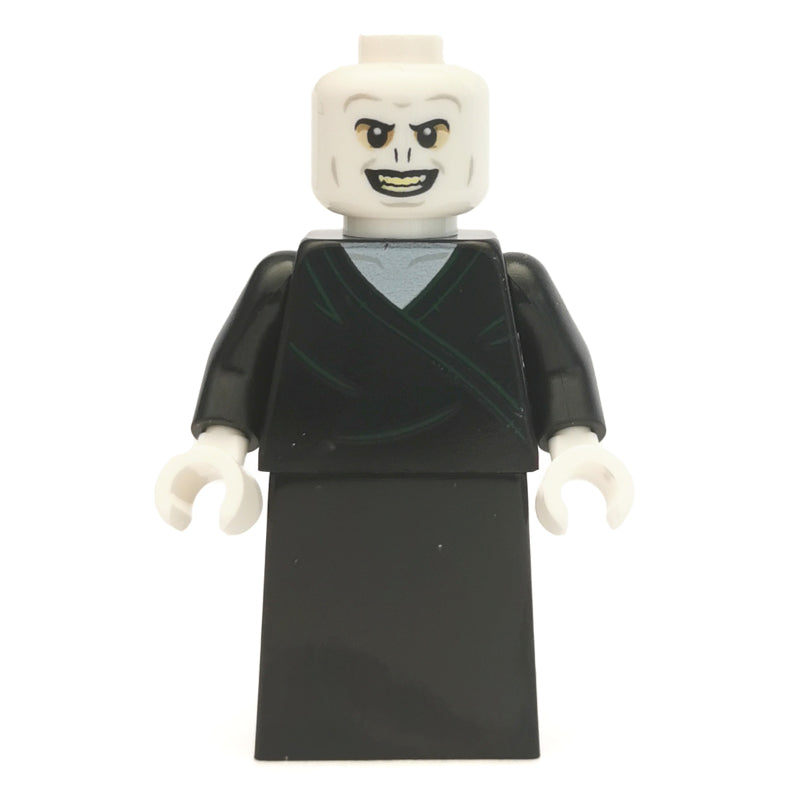 fig-002136 – Voldemort, Black Robe