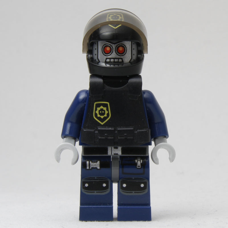 fig-002196 – Robot Police, Helmet, Armor