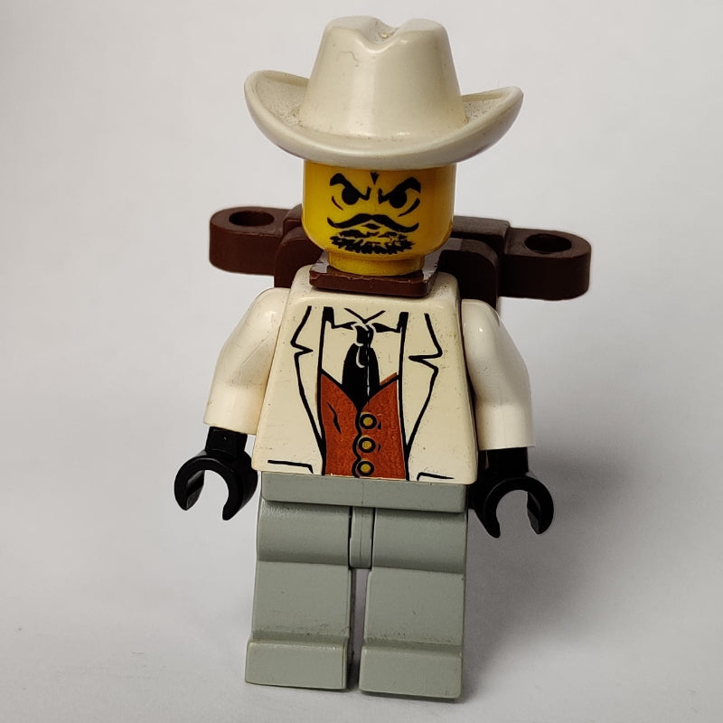 fig-002228 – Señor (Senor) Palomar with Backpack