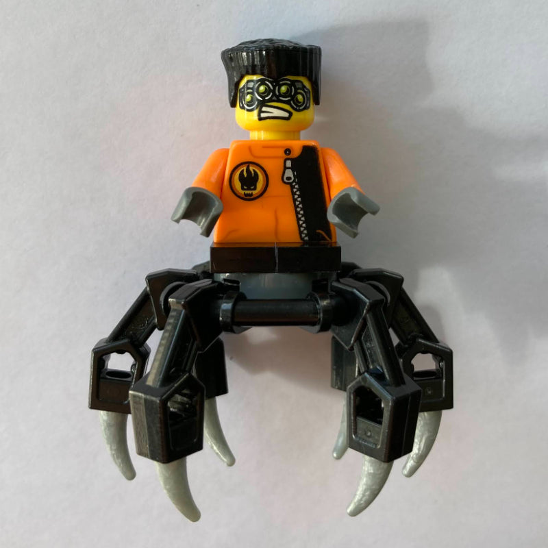 fig-002286 – Spy Clops