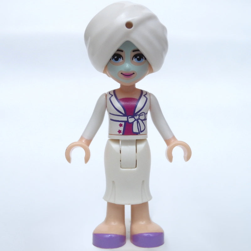 fig-002362 – Sophie - Face Mask, White Robe