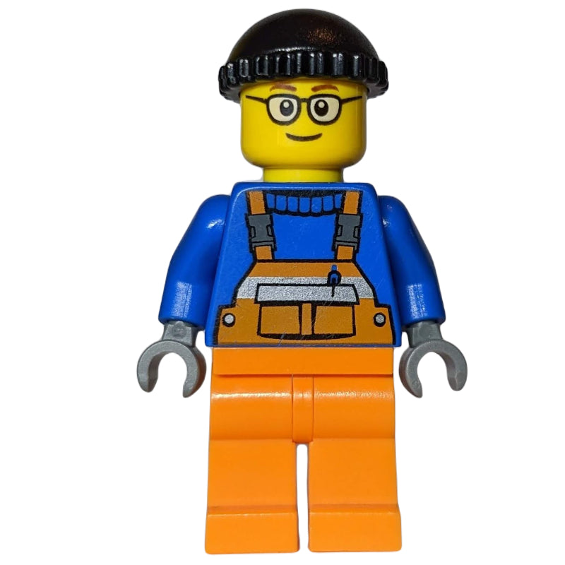 fig-002487 – Worker with Black Hat (Crane Operator)