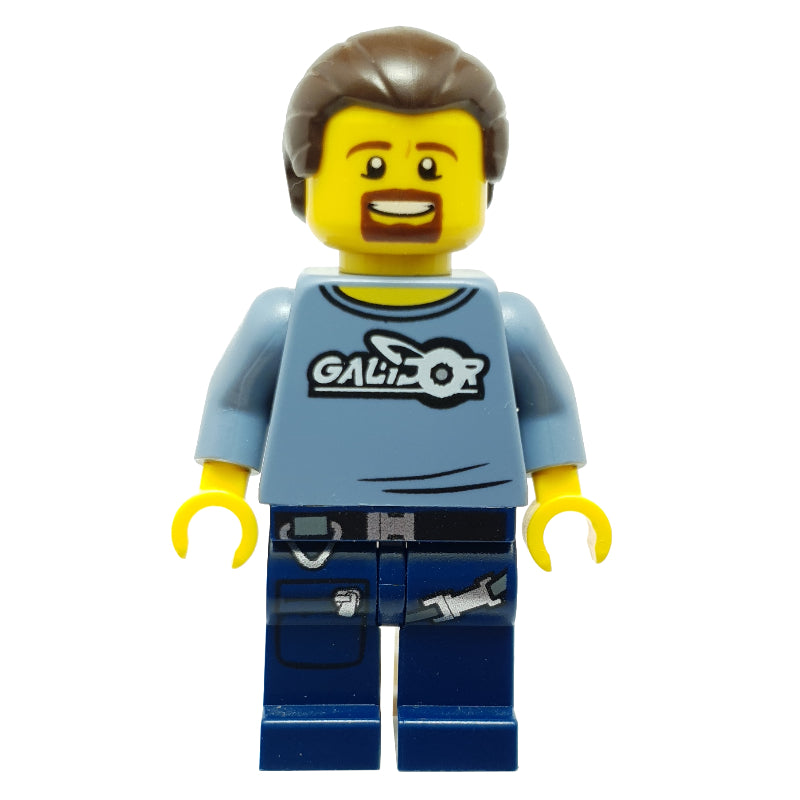 fig-002957 – Mother Doomsday with Galidor Logo on Shirt