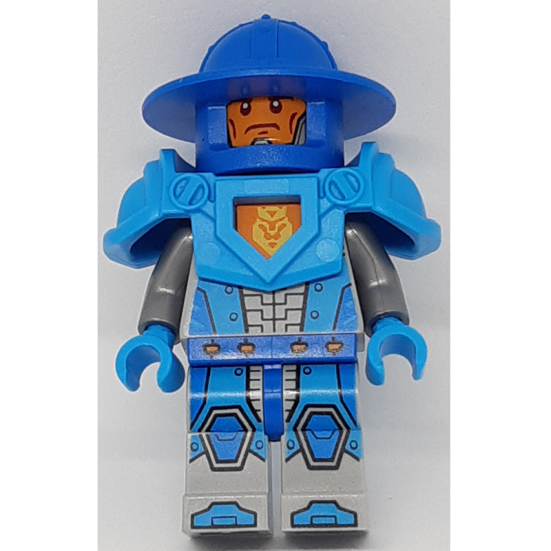 fig-003136 – Royal Soldier with Dark Azure Armor
