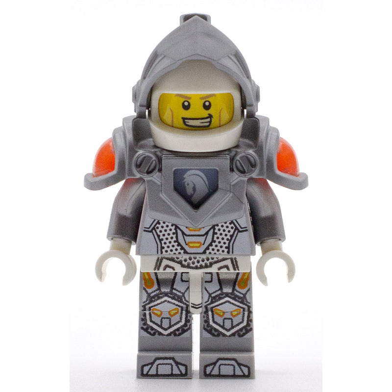 fig-003200 – Lance Richmond with Flat Silver Visor and Armor