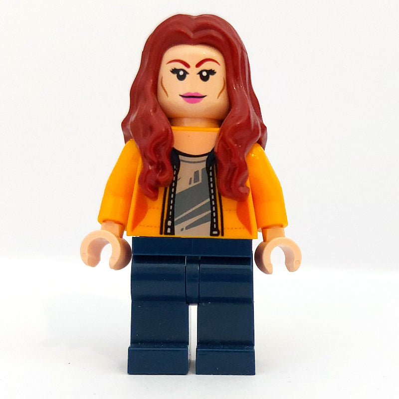 fig-003327 – April O'Neil with Long Hair (2014 Movie)
