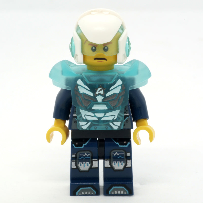 fig-003375 – Agent Max Burns with Helmet and Shoulder Armor