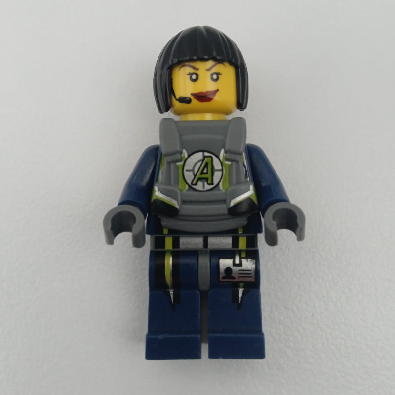 fig-003382 – Agent Swift with Armor