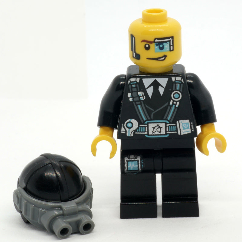 fig-003405 – Agent Curtis Bolt with Goggles