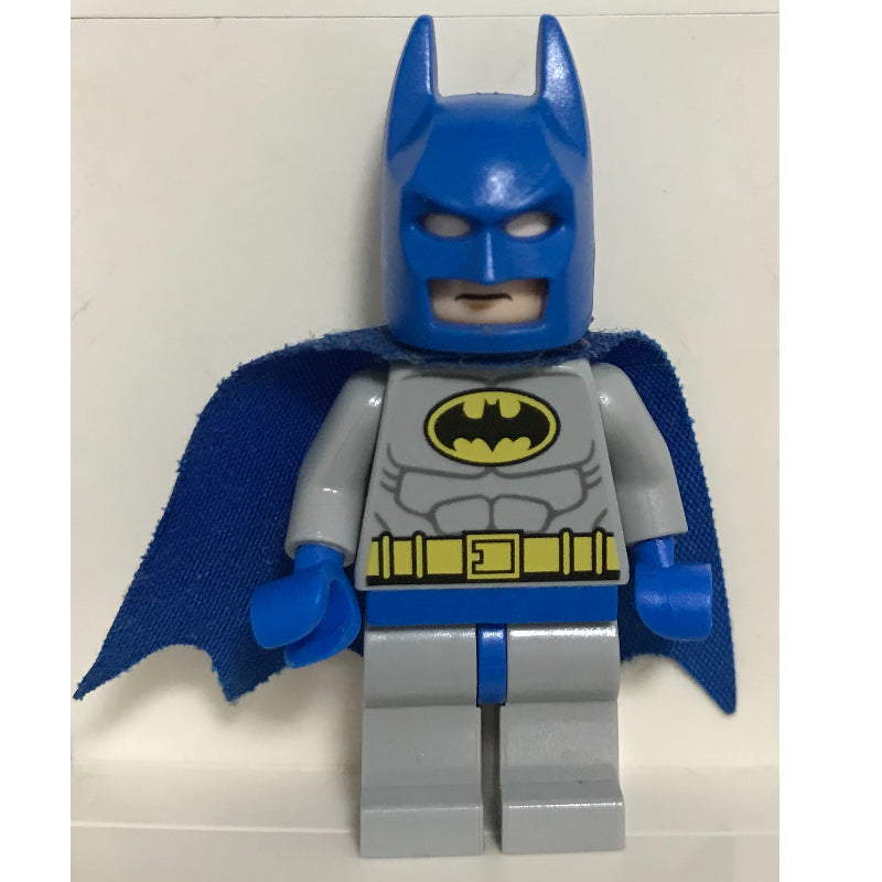 fig-003423 – Batman, Light Bluish Gray Suit, Blue Cowl and Cape