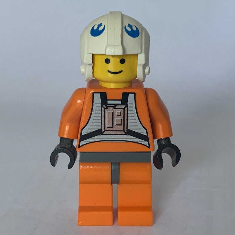 fig-003528 – Dak Ralter, Yellow Skin, Dark Bluish Gray Hips